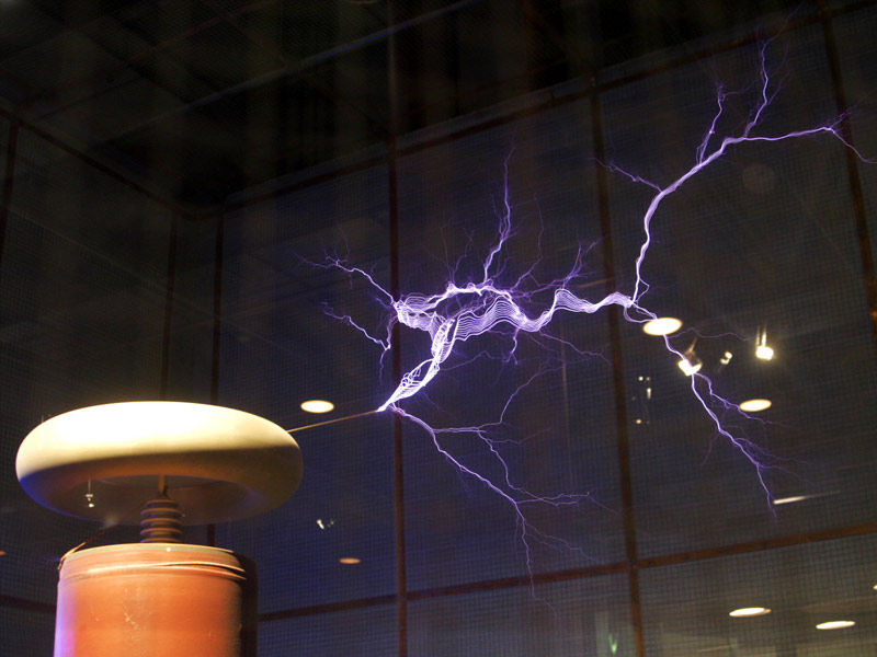 The 7 Greatest Inventions by Nikola Tesla that world should thank him for