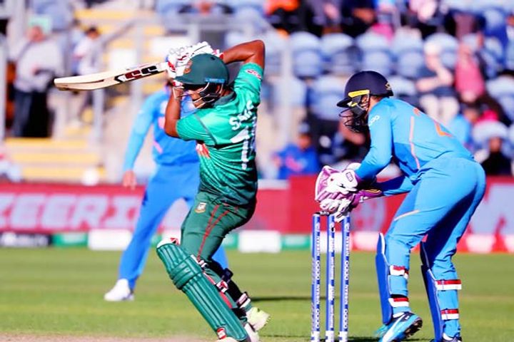 Bangladesh cricketers go on strike