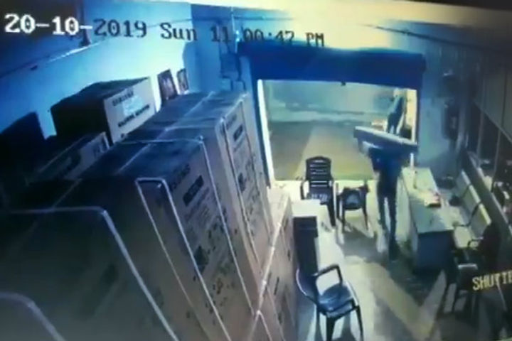 He escaped from the warehouse with 300 TVs in the company's vehicle.