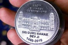 Pakistan issues commemorative coin on 550th festival of light