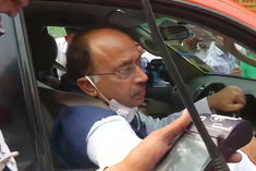 BJP leader Vijay Goel set out with an Odd number on the day