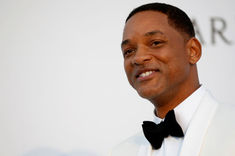 Will Smith shows his bare bottom on Instagram