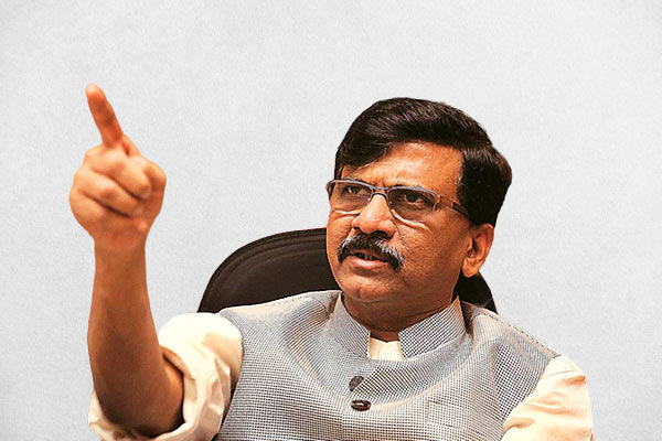 Shivsena's Sanjay Raut admitted in hospital ahead of government