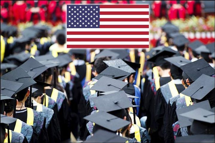 90 students held from fake university in US