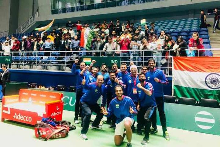 Leander Paes' record 44th win, India leads Pakistan