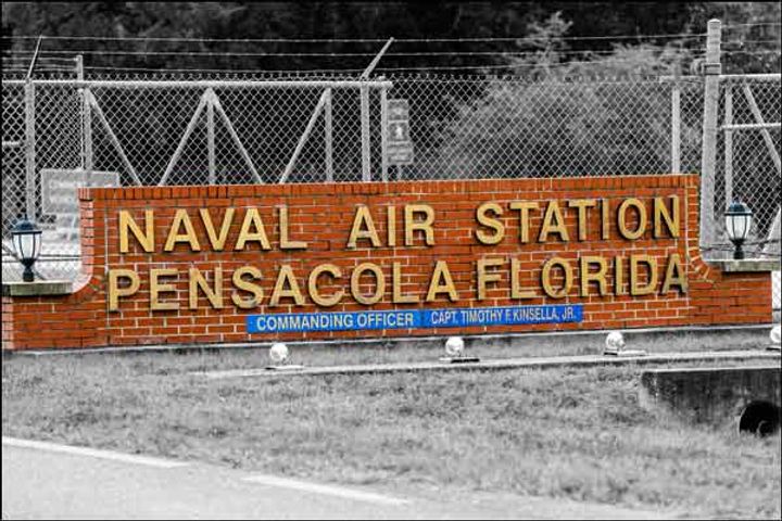 4 people, including attackers, were killed in a shootout at Pensacola naval base