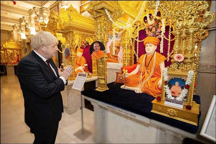 British PM visits Swami Narayan temple with girlfriend