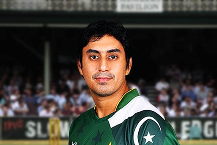 Former Pakistan batsman Nasir Jamshed pleaded guilty on Monday to a conspiracy 