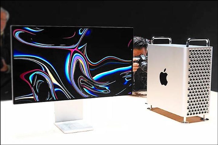 Pre-booking of All New Mac Pro and Pro Display XDRs started in the US