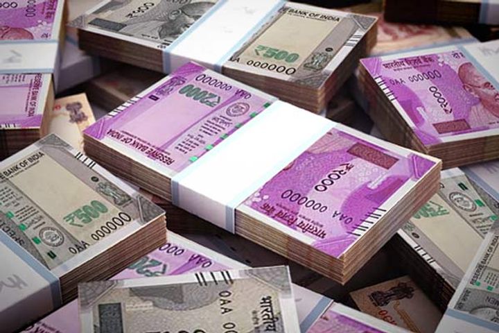  India economy weak yet the number of CEOs earning crores increased