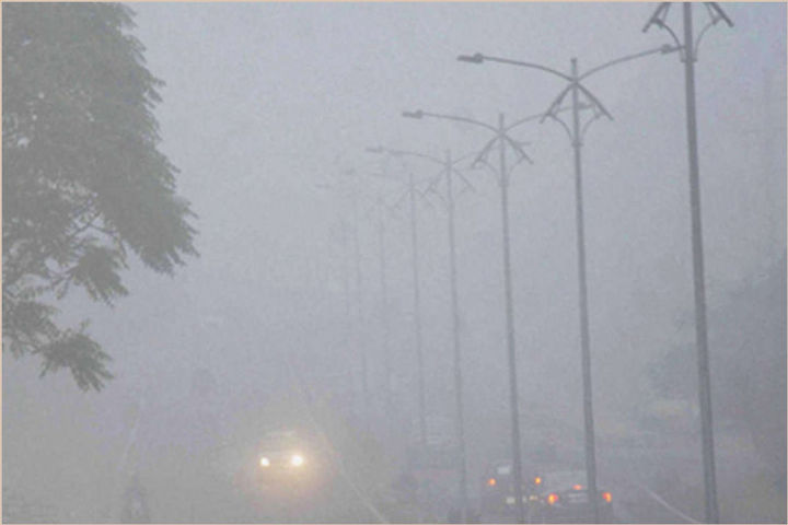 46 flights diverted from Delhi airport due to fog.