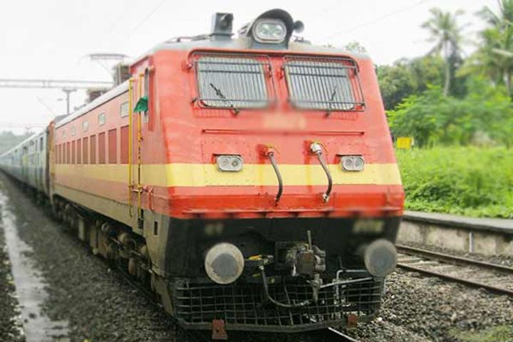 Railways to start automatic train projection system under pilot project