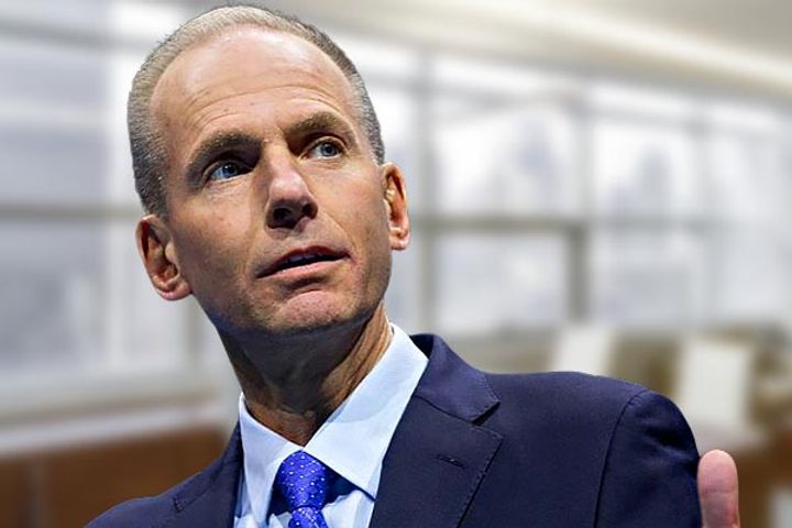 Boeing CEO Dennis Muilenburg resigns
