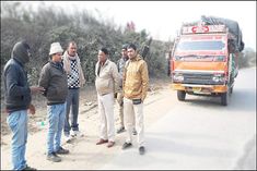 A truck carrying onions worth Rs 3.5 lakh hijacked plundered in Bihar