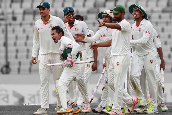 Bangladesh won play Test series in Pakistan