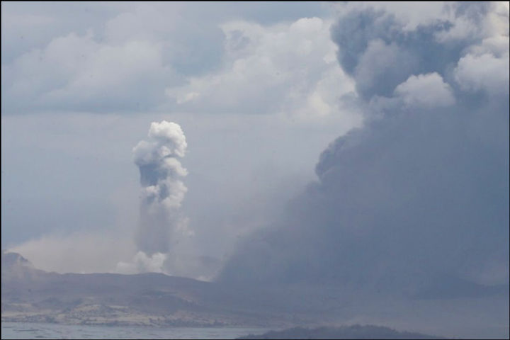 Philippine Volcano Continues to Spew Lava  Ash for Third Day