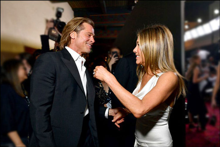 Brad Pitt Stopped Everything To Catch Jennifer Aniston Speech Backstage
