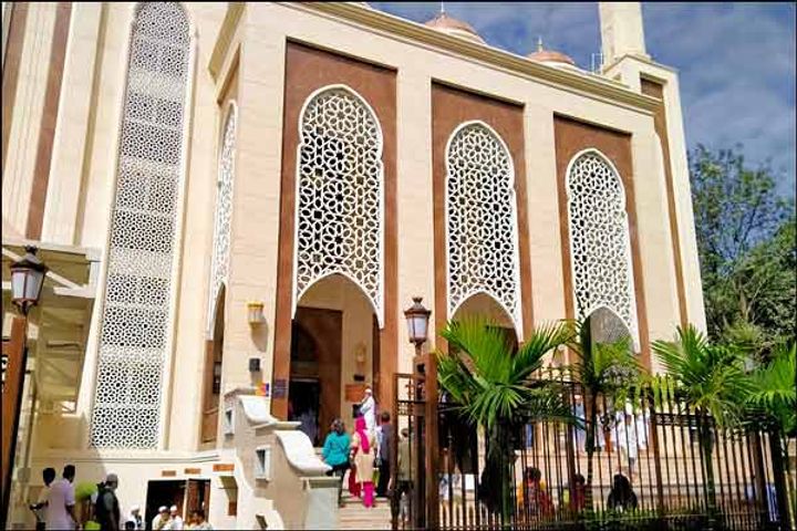 Bengaluru Modi Masjid opened for non-Muslims for the first time