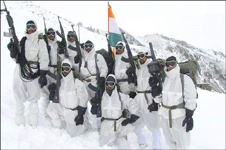 Every soldier of Siachen is equipped with kit and equipment worth millions of rupees