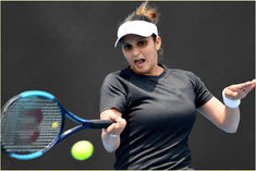  Sania Mirza retires from women doubles 1st round match with calf injury