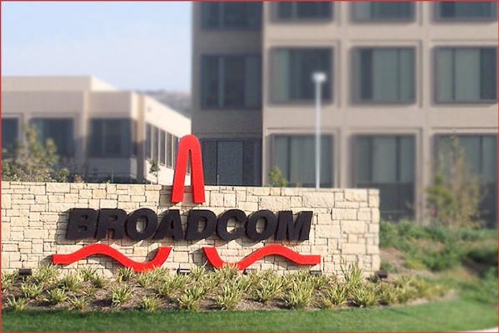 Broadcom signs deal to supply wireless components to Apple