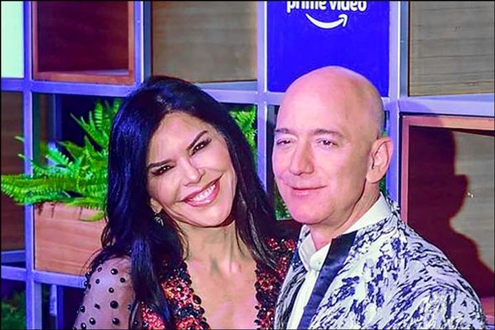 Jeff Bezos girlfriend shared their intimate chats with her brother who leaked it to newspaper