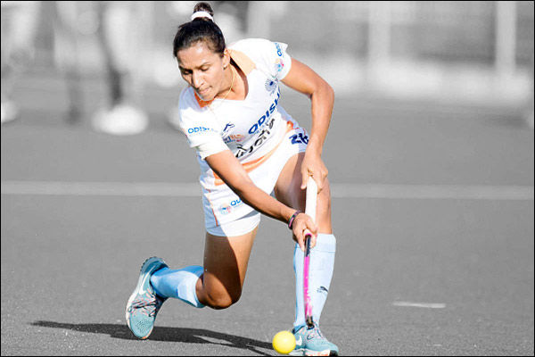 New Zealand lost to India in women hockey after men cricket
