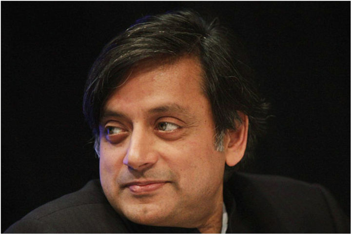 Tharoor  statement  Jews and Parsis and Muslims did not fit in Savarkar Hindutva