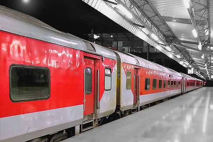 50 Railway stations to get airport like facelift 50 Railway stations to get airport like facelift