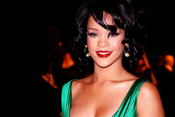 Rihanna to be awarded the NAACP President Award