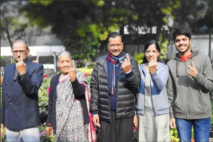 CM Arvind Kejriwal and his family cast vote, says confident of reclaiming power