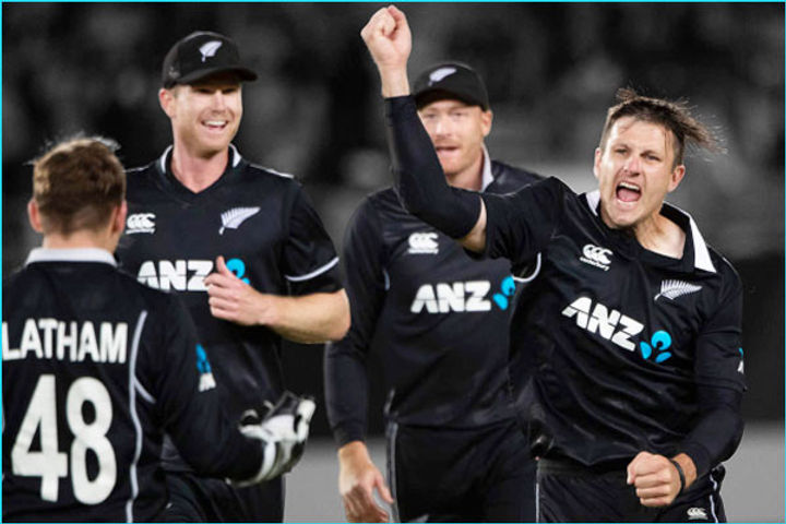 New Zealand beat India by 22 runs