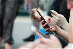 Social media firms to reveal identity of 400 million Indian users 