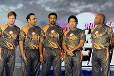 Tendulkar versus Lara in Road Safety World Series opener 
