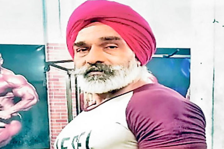 53 year old avatar won silver by lifting 205 kg at International Fit Body Deadlift Championship