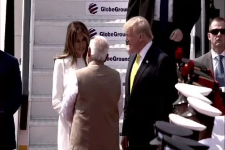 Air Force One lands in India carrying Donald Trump  PM Modi welcomes him with hug