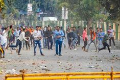 Nuisance in Delhi  5 metro stations closed curfew in 10 police station areas indefinitely