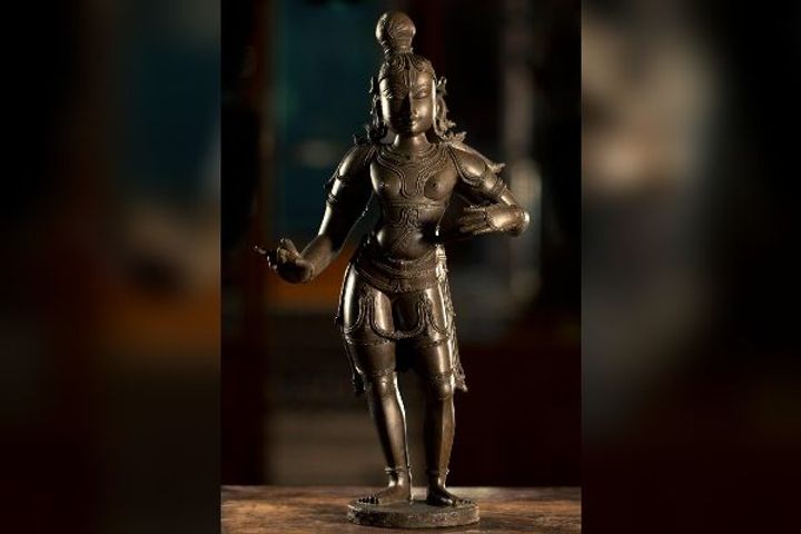India asked Oxford for a statue of 15th century saint Tirumankai Alwar