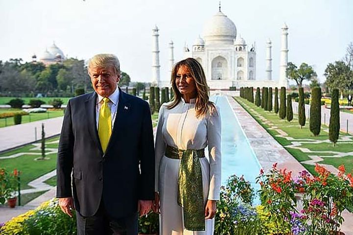 Donald missed the glance of the original graves at the Taj Mahal due to his height