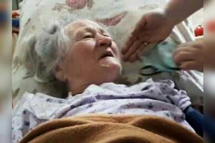 83 years old women  comes back to life ten hours after she was declared dead 