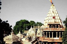 Mahakal Shikhar will be seen from the garden around the shehnai gate