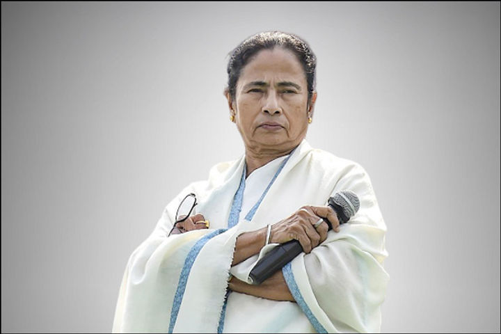 Mamta Banerjee says Bangladeshis living in West Bengal are Indian citizens and no need to appy for c
