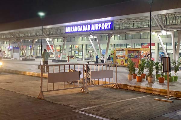 Maharashtra Chief Minister Uddav ThackerMaharashtra Goverment to change the name of Aurangabad Airpo