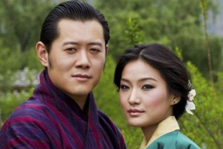 King of Bhutan Asks Citizens to Adopt Animals and Plant Trees for his Birthday 1 week ago