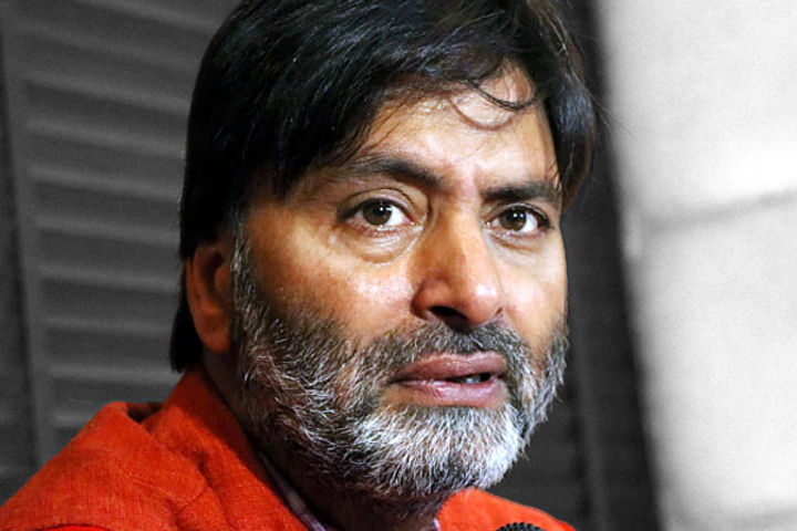TADA court frames charges against Yasin Malik and 6 others in 1990 killing of IAF personnel