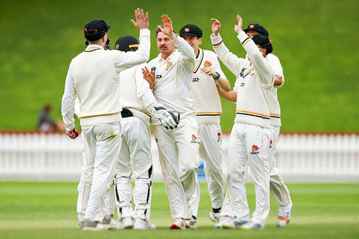 New Zealand Plunket Shield cancelled due to coronavirus pandemic and Wellington crowned champions
