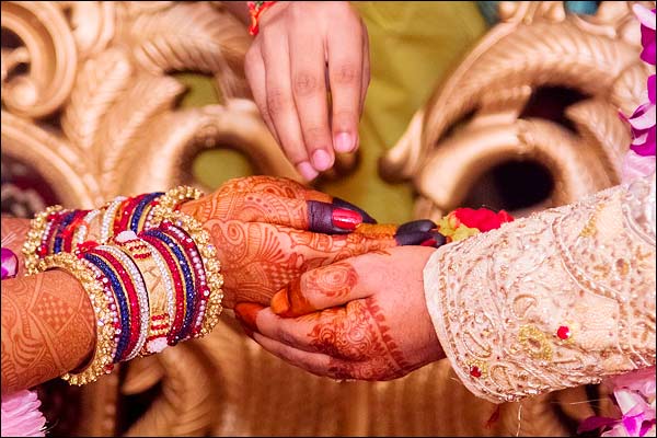 Telangana Man Defies Home Quarantine To Wed and  Over 1000 Guests Attend