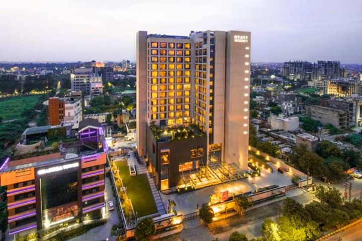 Govt takes over Hyatt  Marriott other Lucknow 5-star hotels to lodge medical staff 