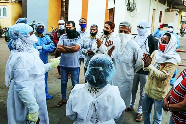Indore doctors return to work after attack Indore doctors return to work after attack