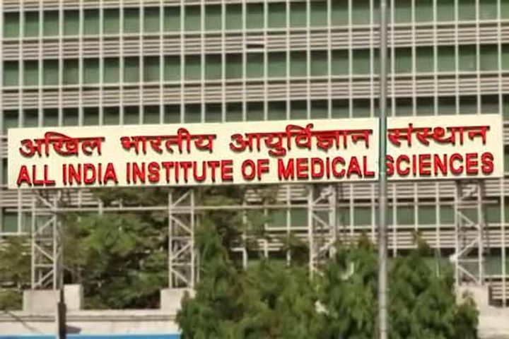 AIIMS doctor wife who tested positive for coronavirus delivers healthy baby in Delhi